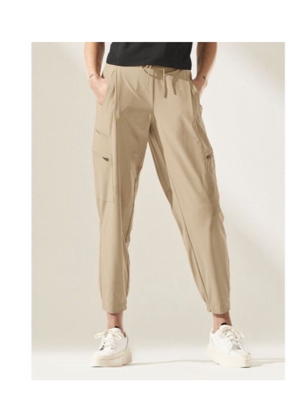 Athleta Go Far Travel pants khaki beige stretch cargo pockets pull on size 4